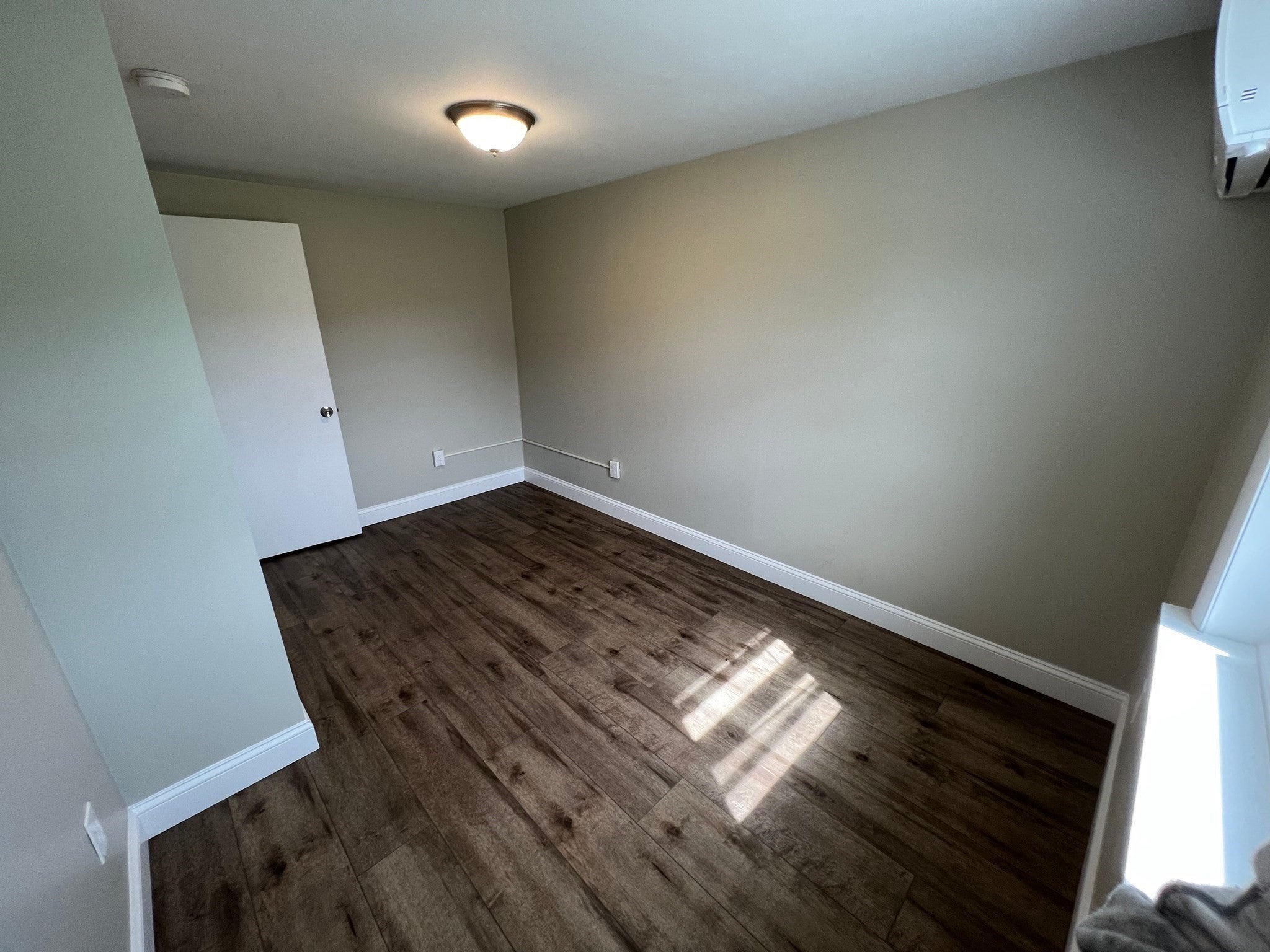 122 S Silver Ln, Sunderland, MA Photo #32