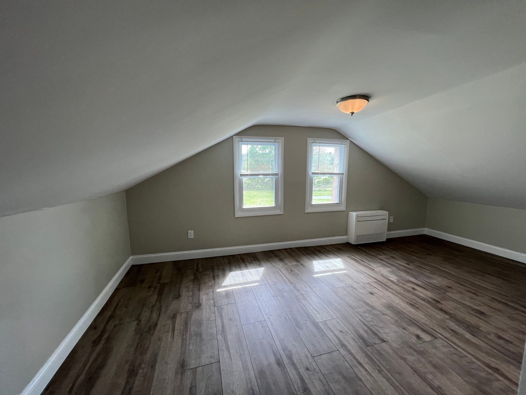122 S Silver Ln, Sunderland, MA Photo #42
