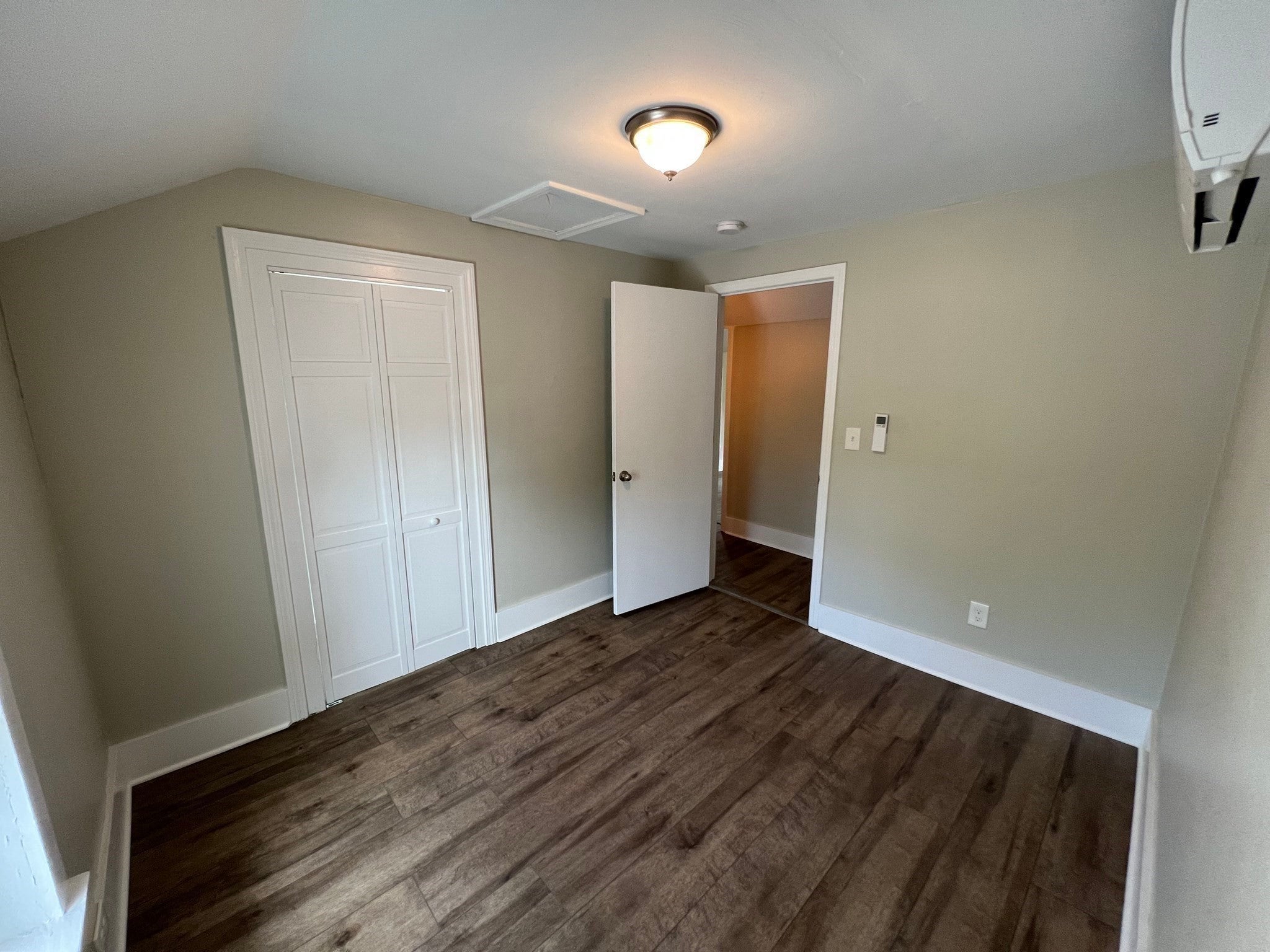 122 S Silver Ln, Sunderland, MA Photo #18