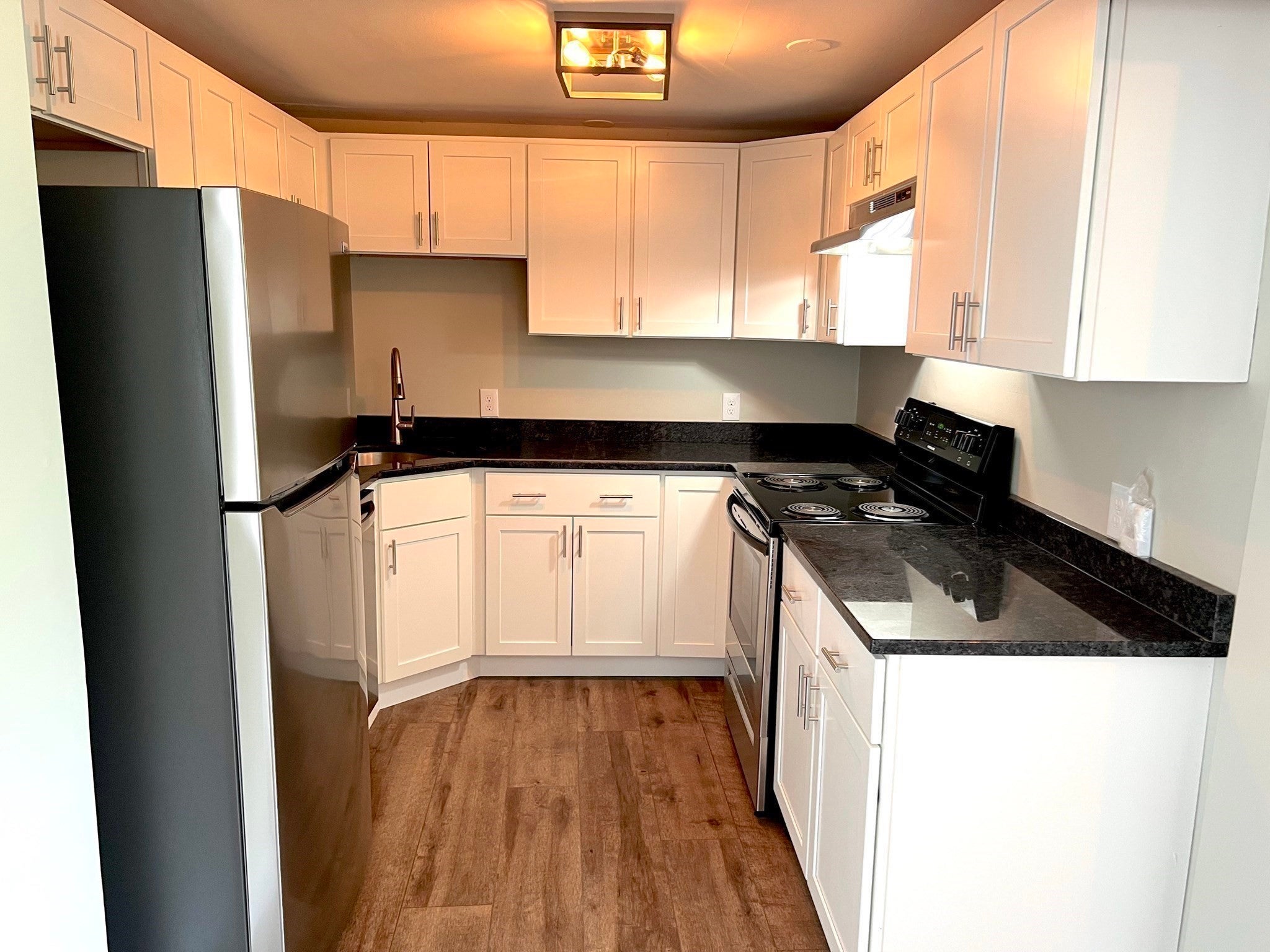 122 S Silver Ln, Sunderland, MA Photo #38