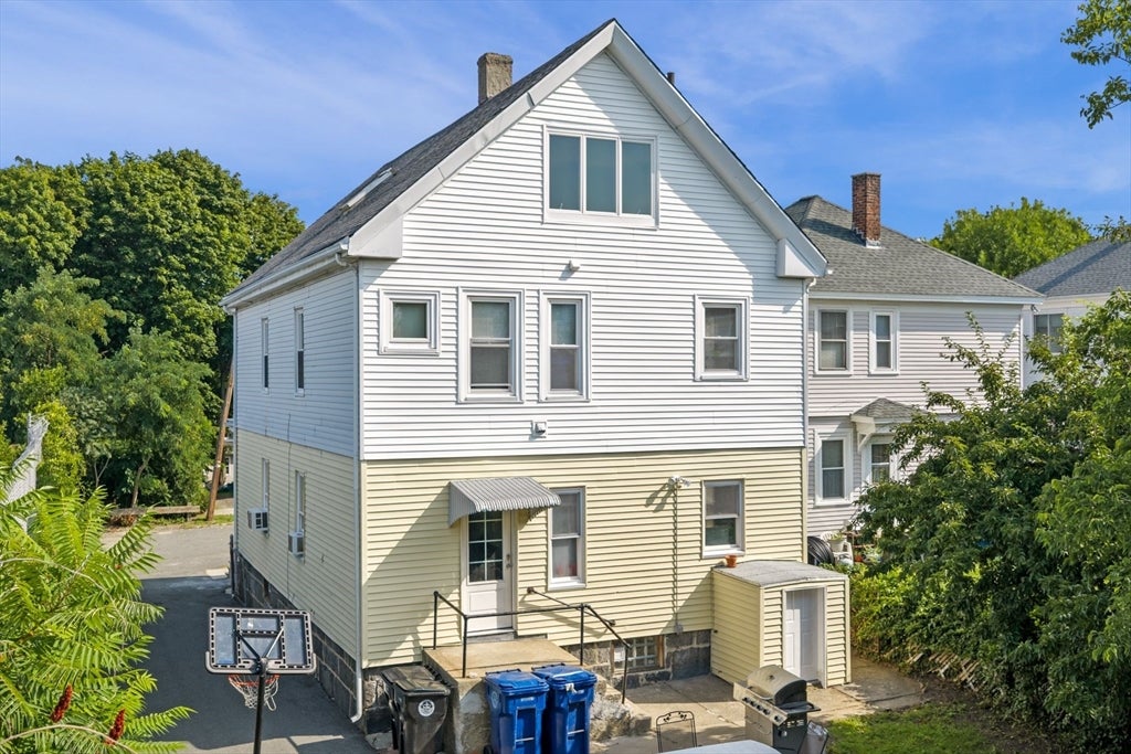 53 Cedar Street, Salem, MA Photo #3