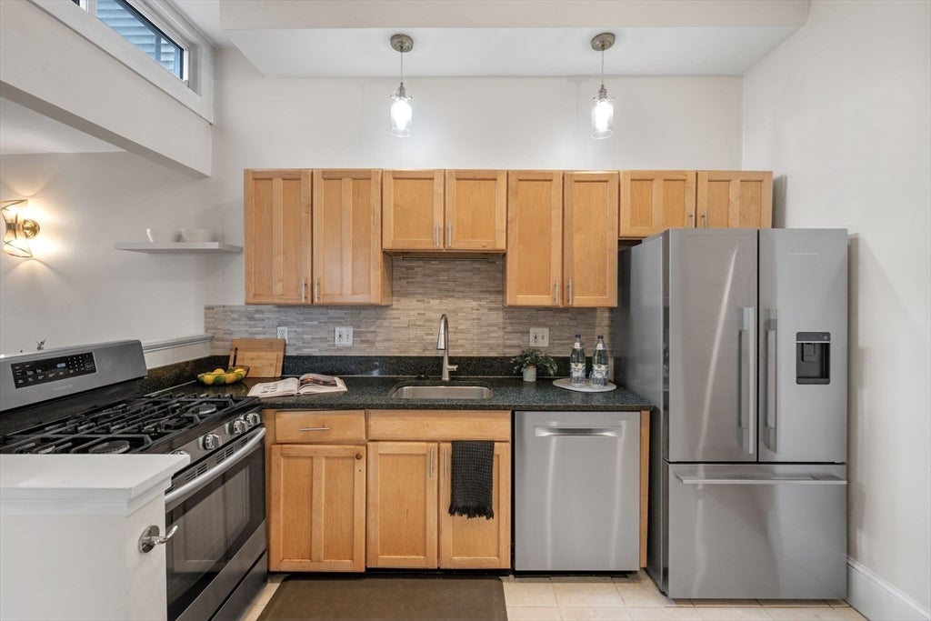 21 School St #1L, Somerville, MA, 21 School St #1L, Somerville, MA Photo #9