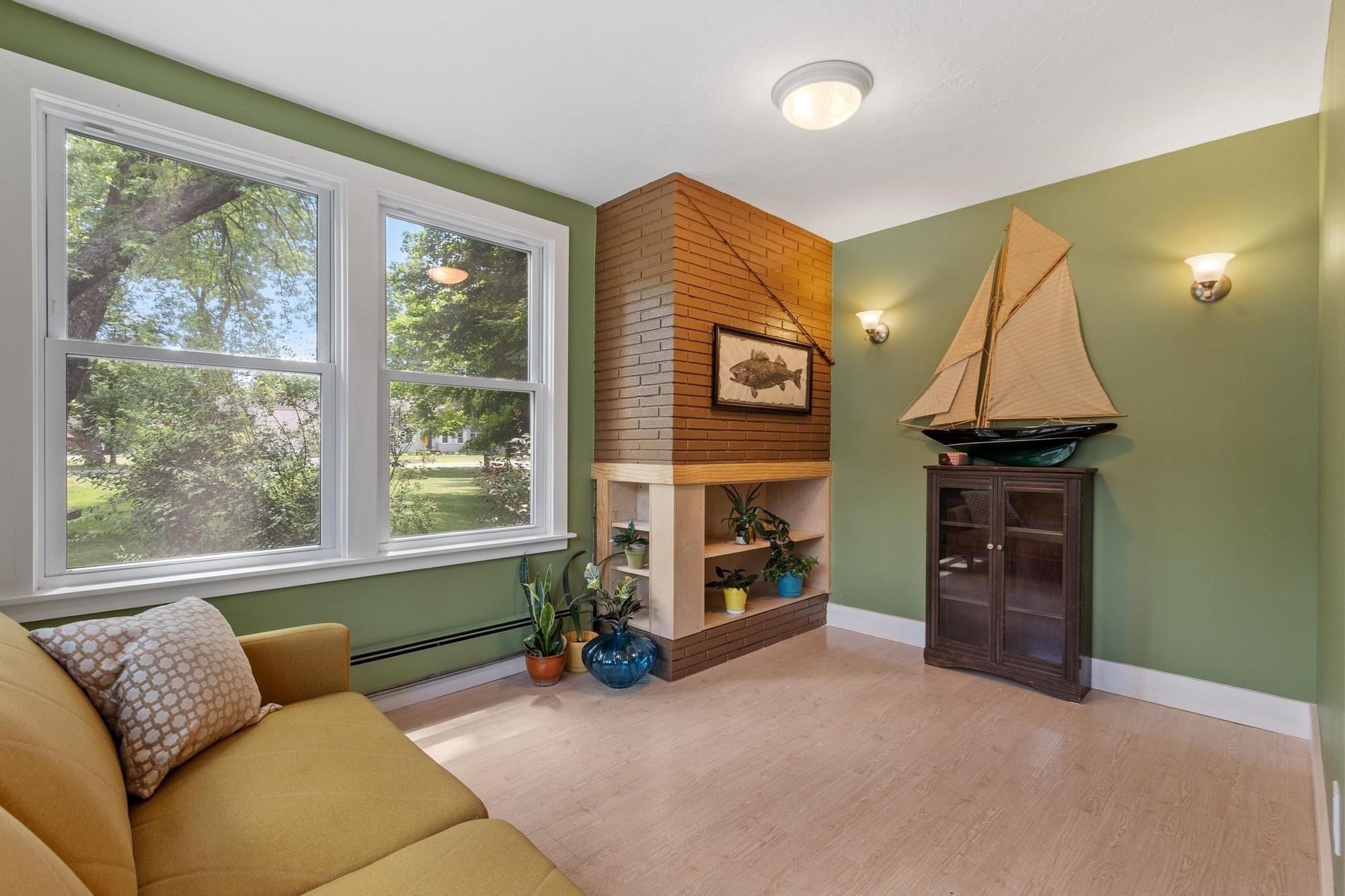 27 Oak Ave, Lunenburg, MA, 27 Oak Ave, Lunenburg, MA Photo #23