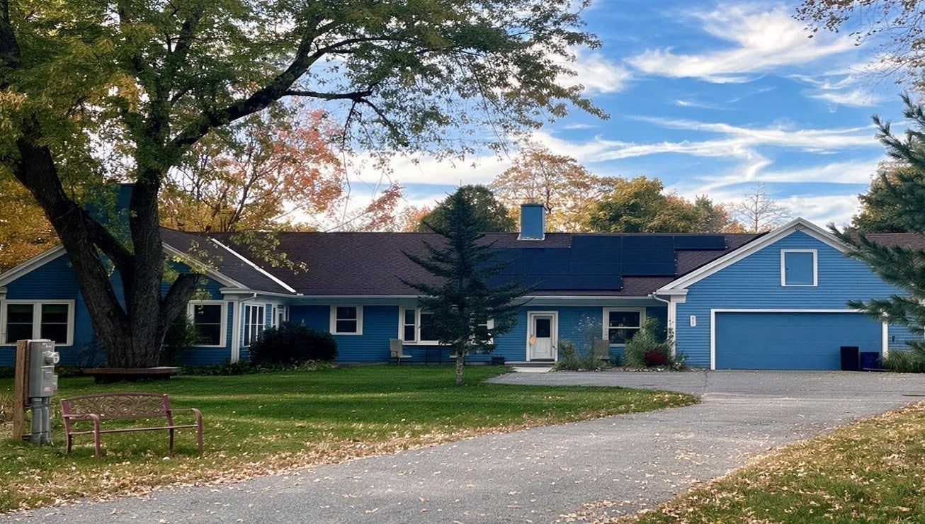 27 Oak Ave