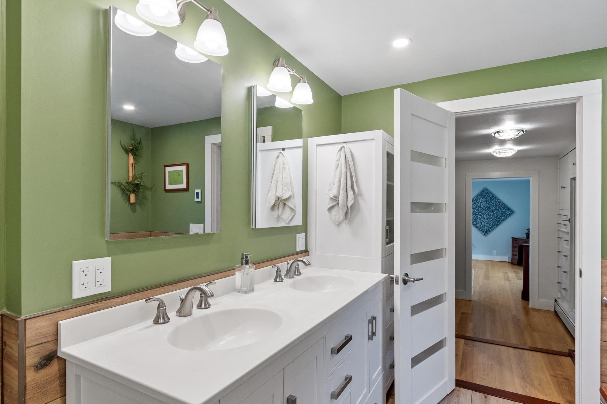 27 Oak Ave, Lunenburg, MA, 27 Oak Ave, Lunenburg, MA Photo #19