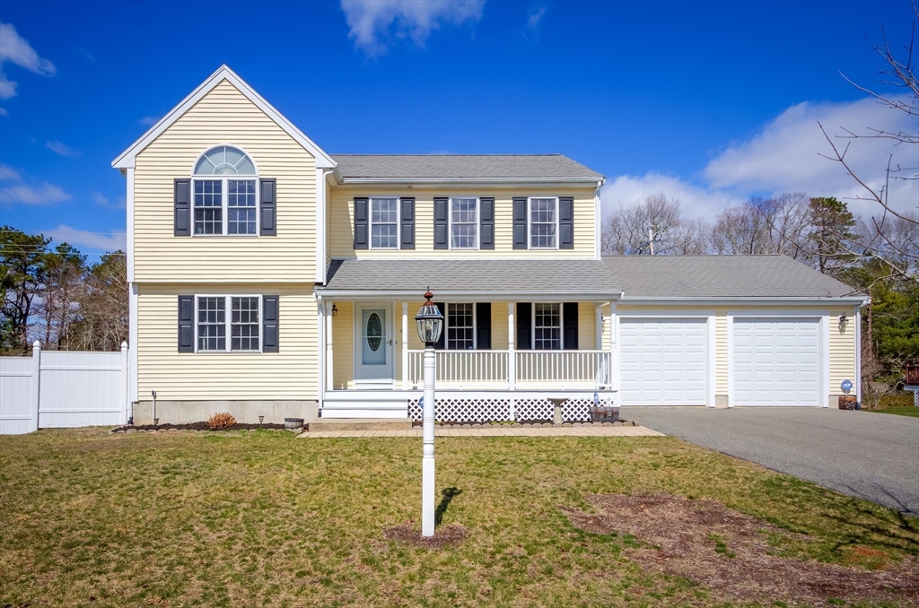 17 Lynne Rd
