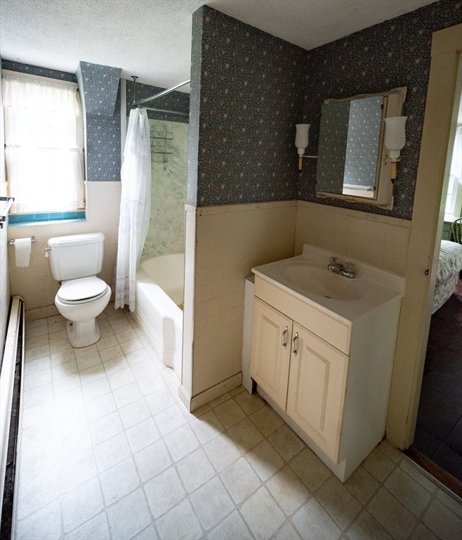 106 Beal St, Lunenburg, MA Photo #25