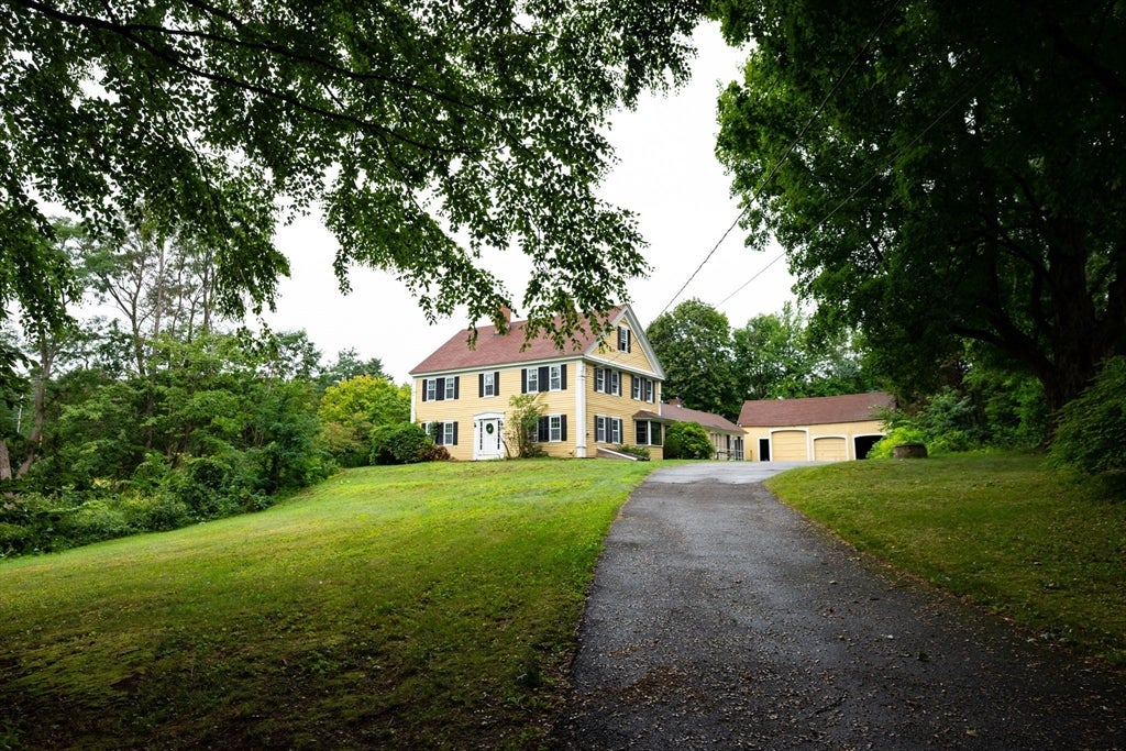 106 Beal St, Lunenburg, MA Photo #2