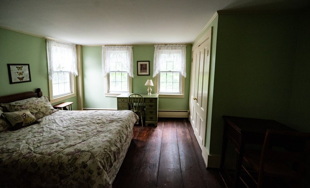 106 Beal St, Lunenburg, MA Photo #24