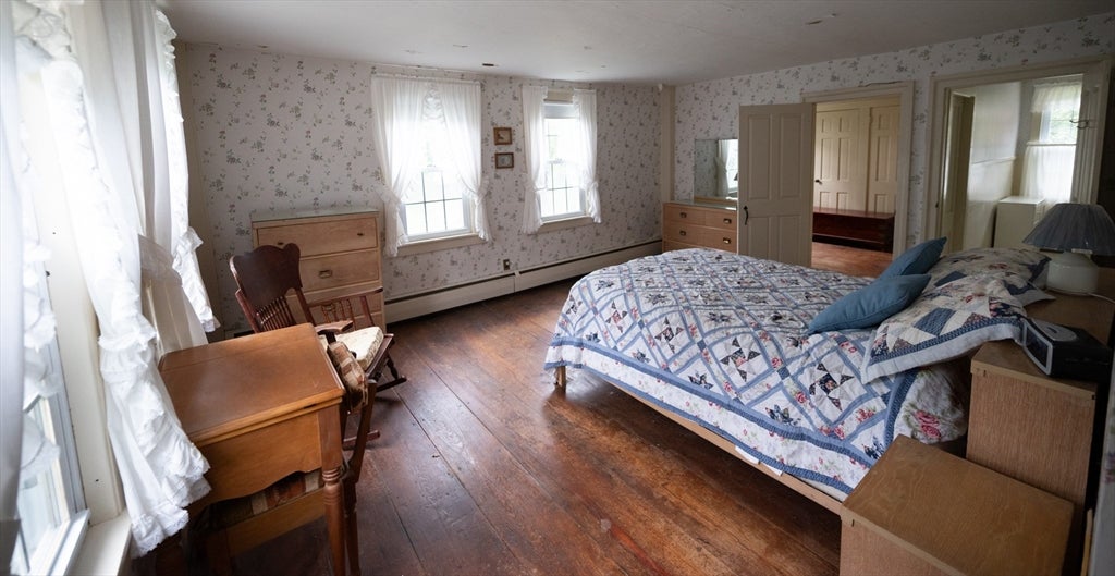 106 Beal St, Lunenburg, MA Photo #17