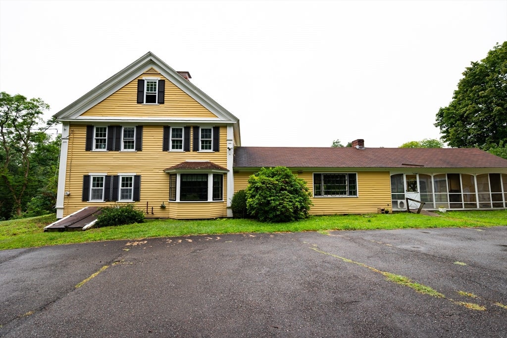 106 Beal St, Lunenburg, MA Photo #4