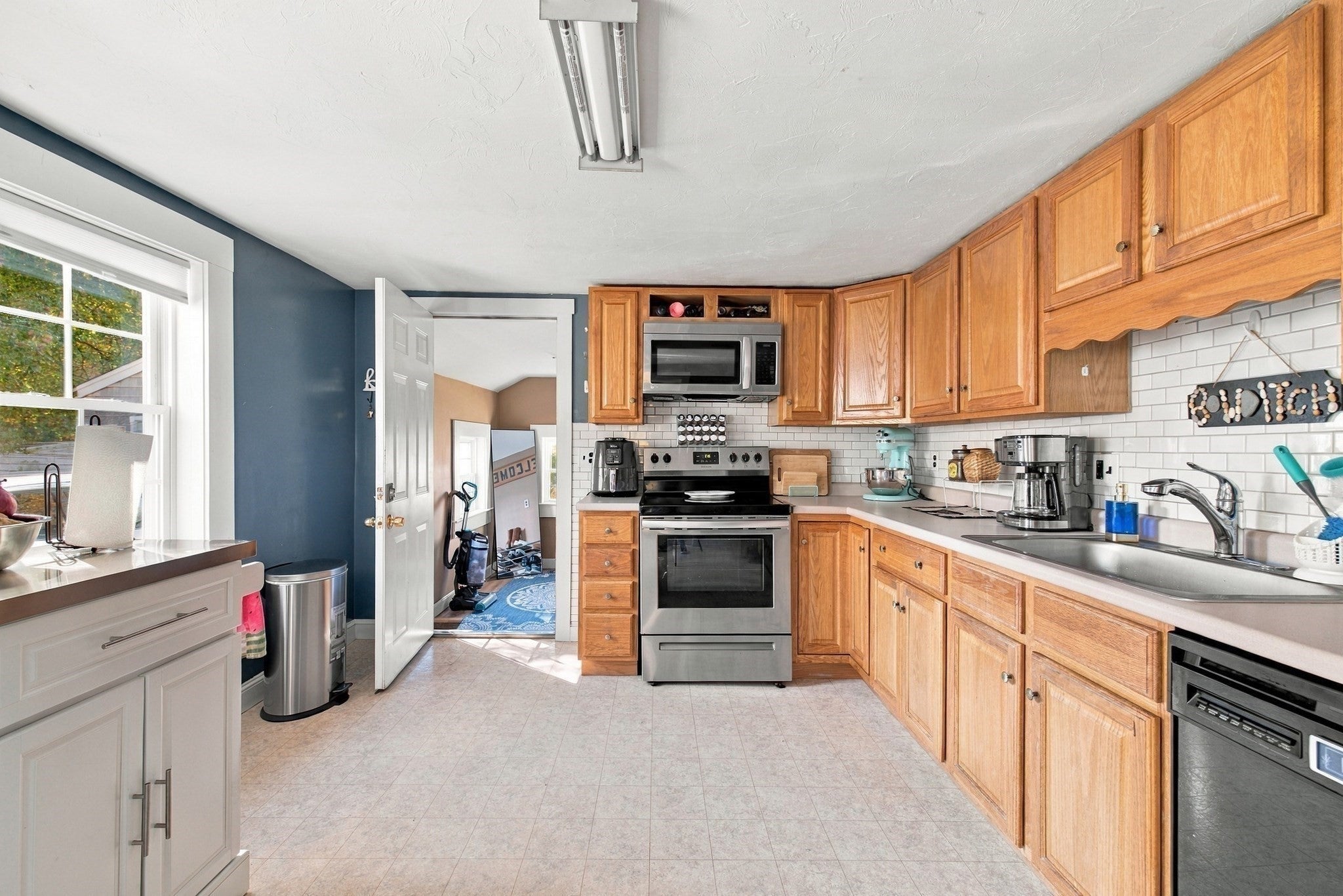 5 Red Ln, Taunton, MA, 5 Red Ln, Taunton, MA Photo #16