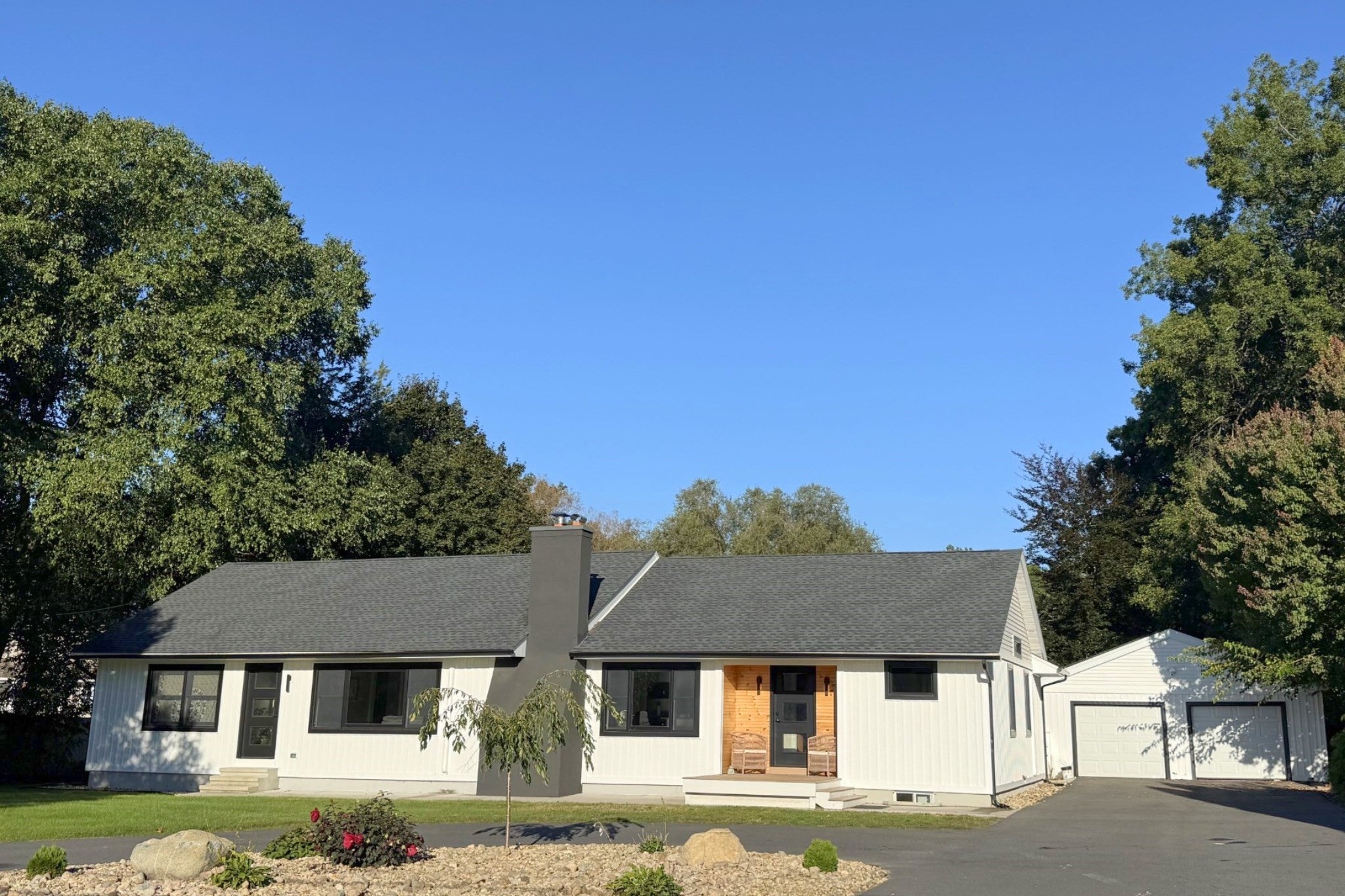681 Center St, Ludlow, MA, 681 Center St, Ludlow, MA Photo #1