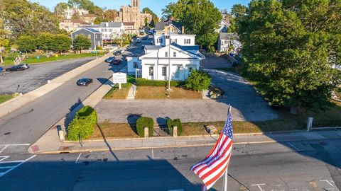 399 North Main St Fall River MA 02720