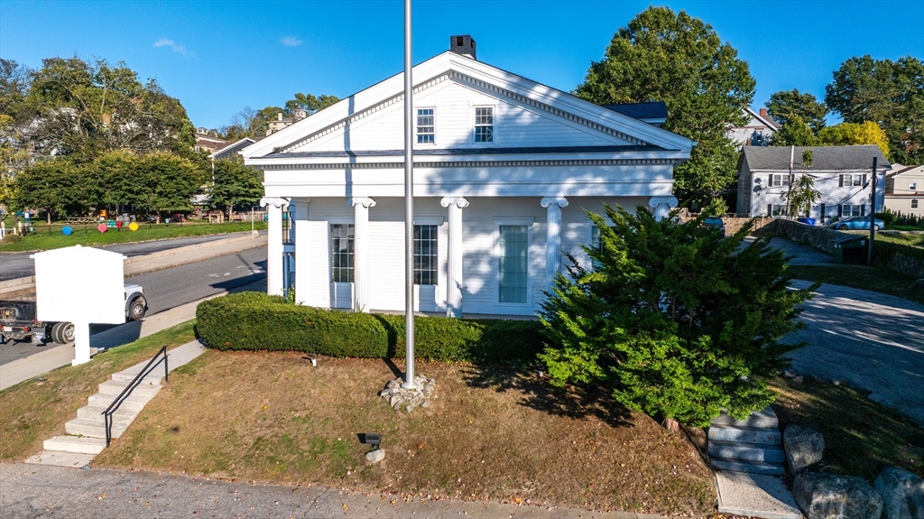 399 North Main St