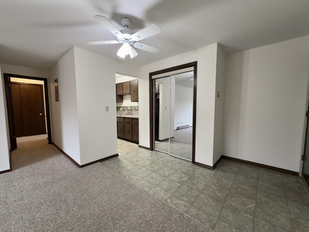 180 Main Street D84