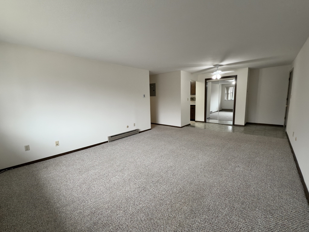 180 Main Street D84