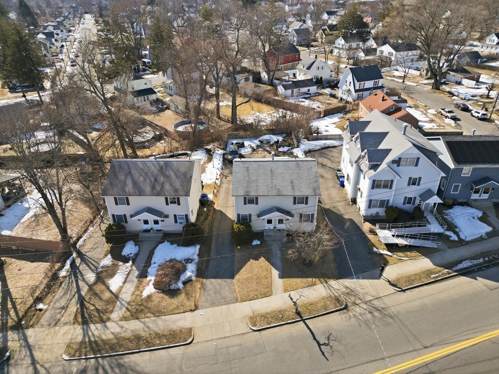 878-880 Saint James Ave