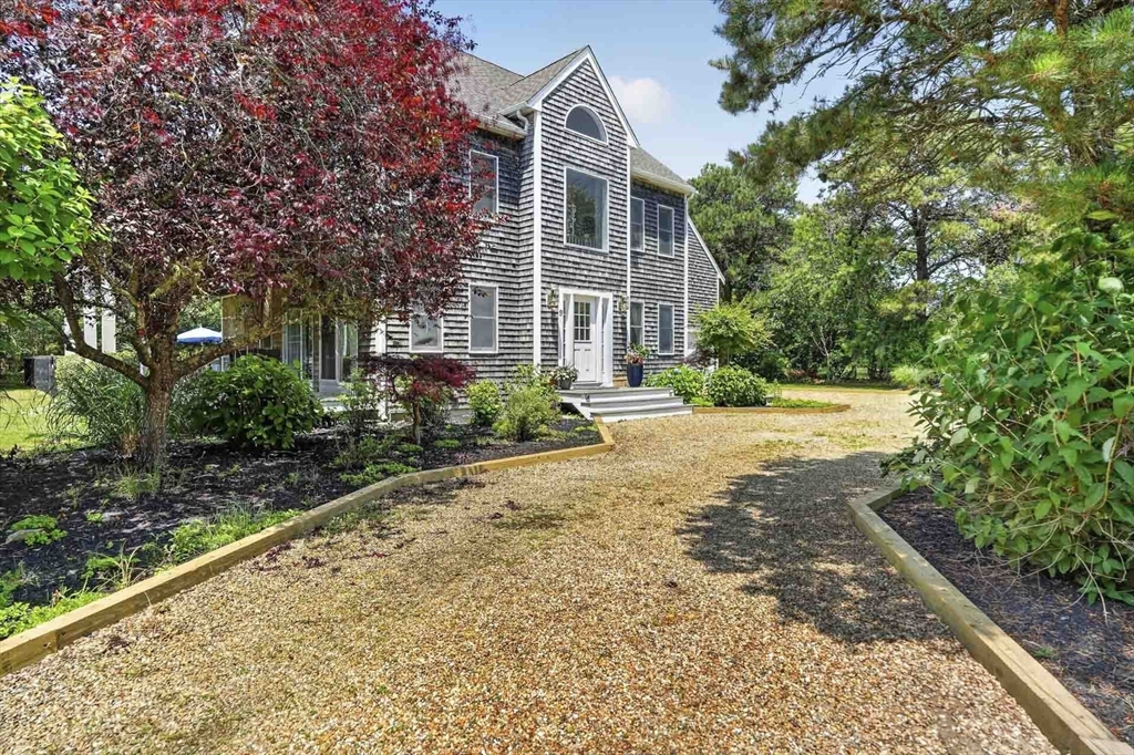 9 Thaxter Ln