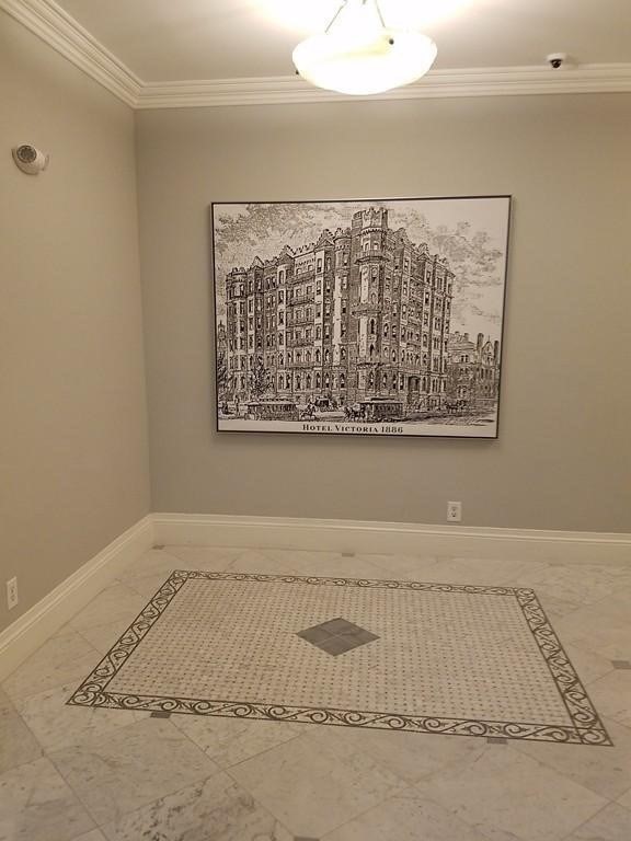 271 Dartmouth PH 6C