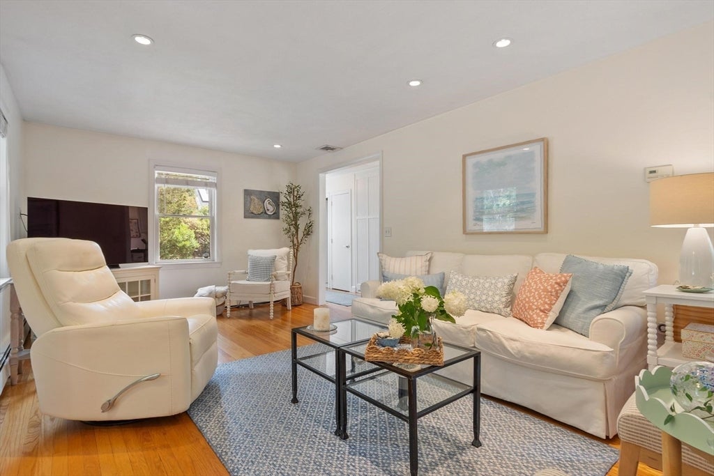82 Pine Street, Newton, MA, 82 Pine Street, Newton, MA Photo #12