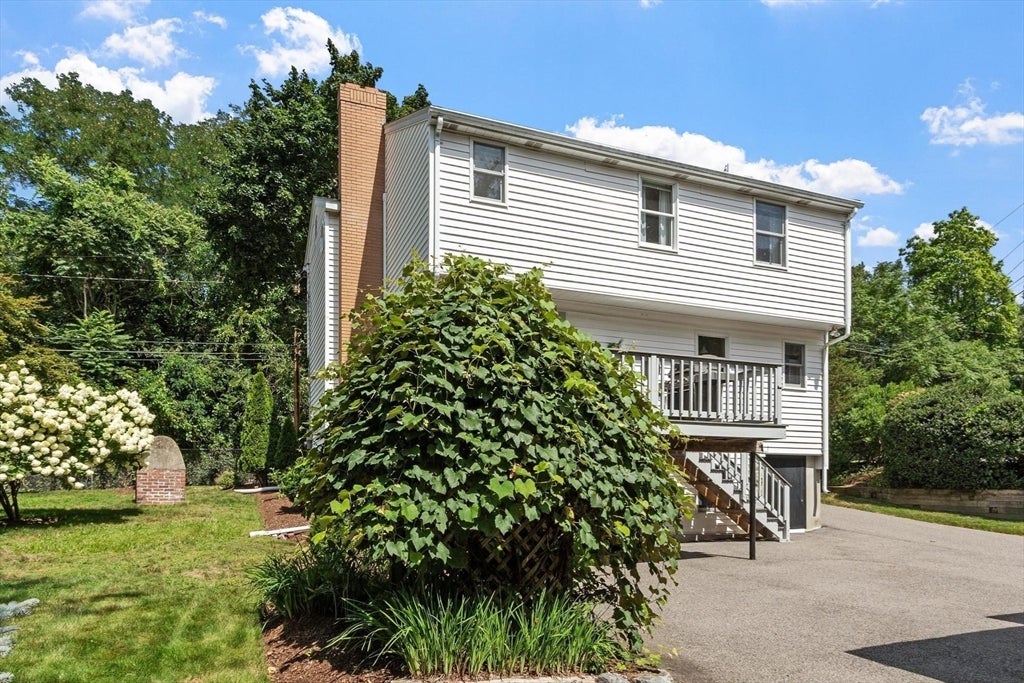 82 Pine Street