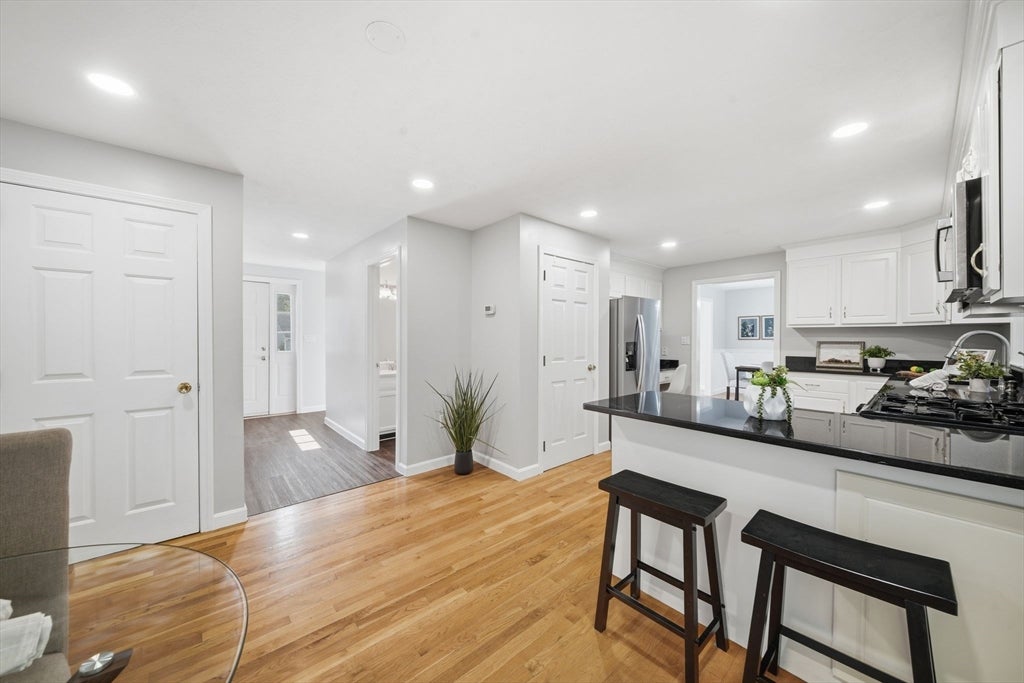 27 Stonegate Rd #27, Chelmsford, MA, 27 Stonegate Rd #27, Chelmsford, MA Photo #16
