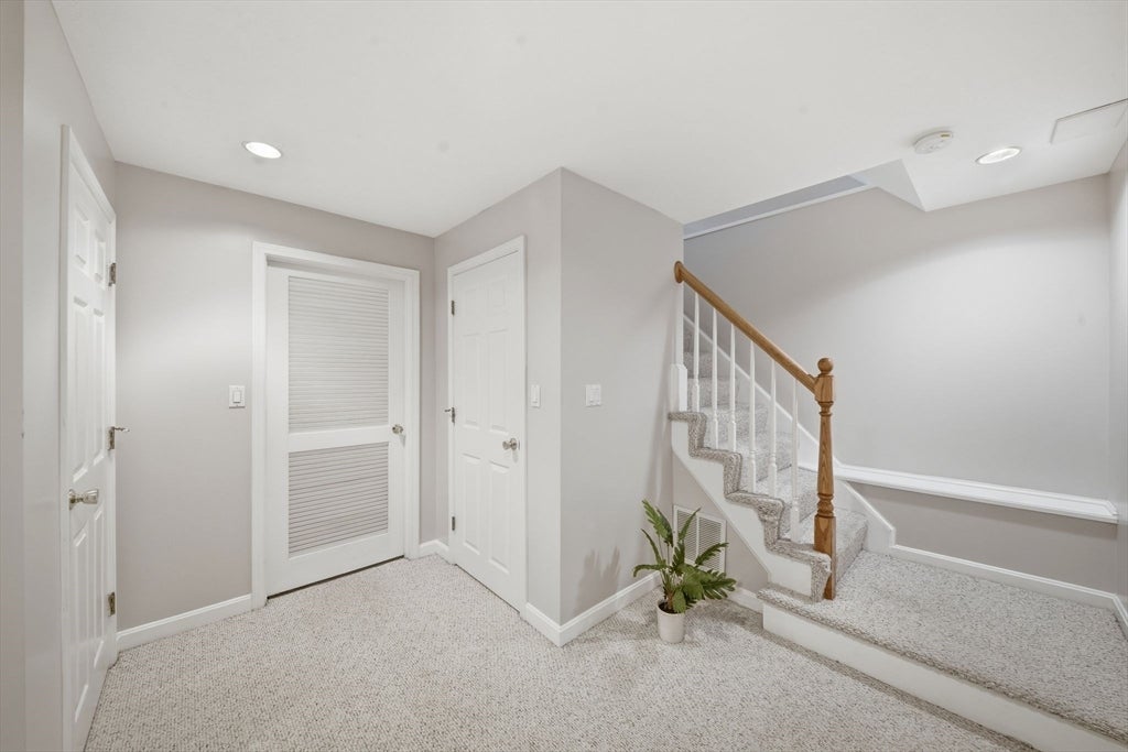 27 Stonegate Rd #27, Chelmsford, MA, 27 Stonegate Rd #27, Chelmsford, MA Photo #29