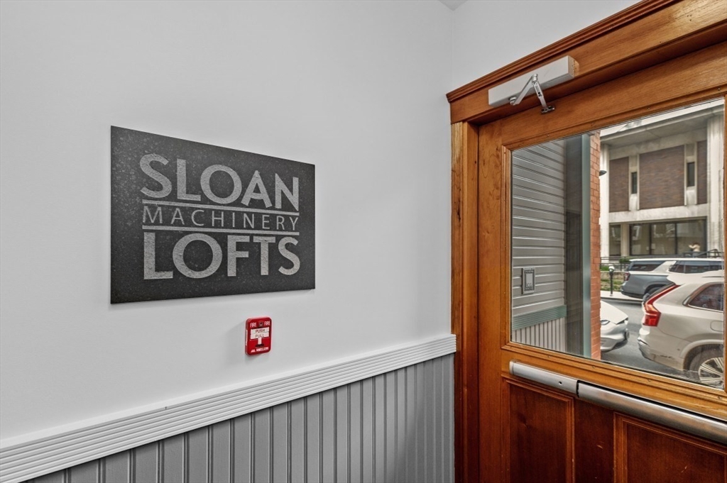 Lynn, Massachusetts 01901, United States, 2 Bedrooms Bedrooms, ,1 BathroomBathrooms,Residential,Active,239067