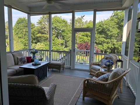 45 Snapping Bow Plymouth MA 02360