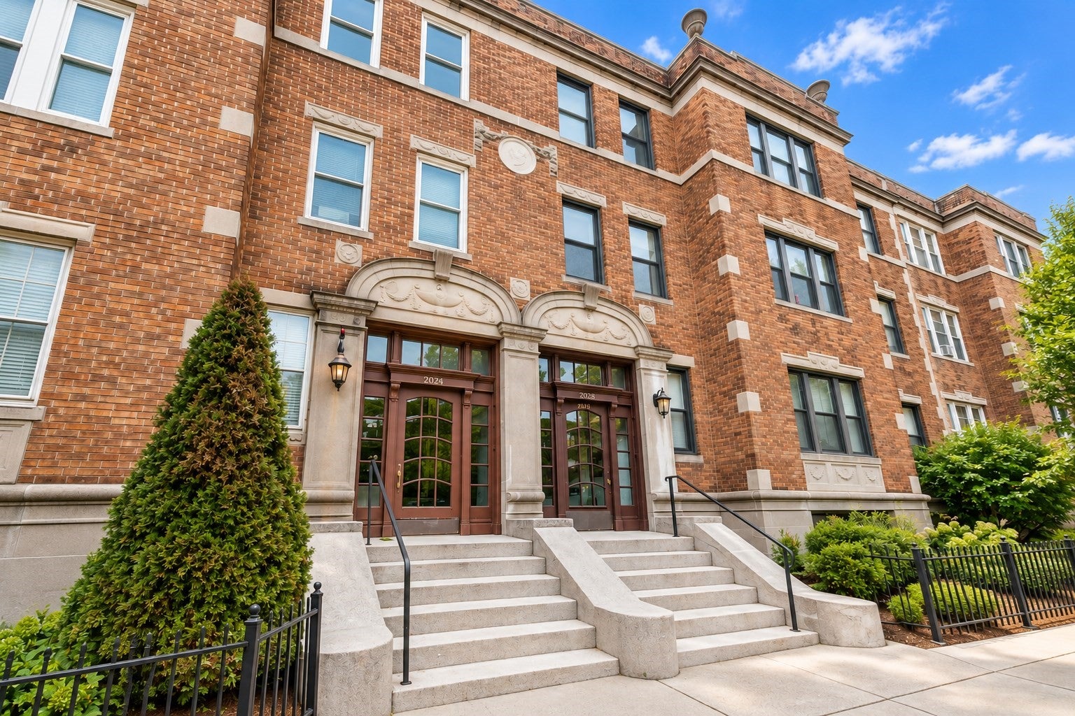 2021 Commonwealth Ave #B, Boston, MA, 2021 Commonwealth Ave #B, Boston, MA Photo #1