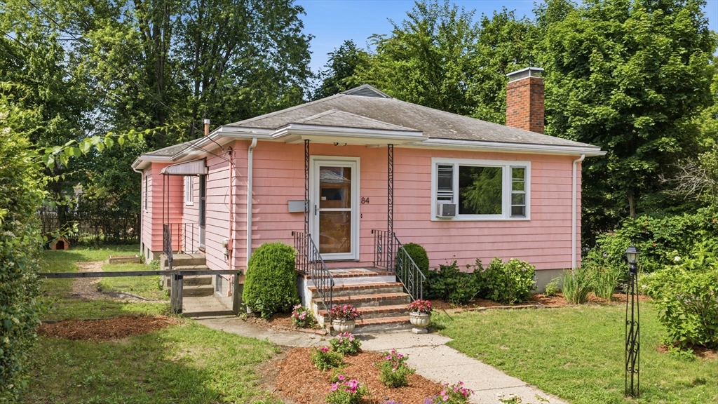 84 Oak Street
