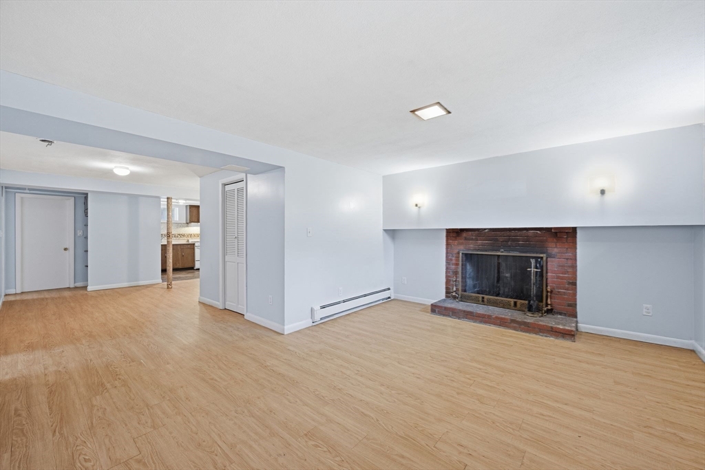 84 Oak Street
