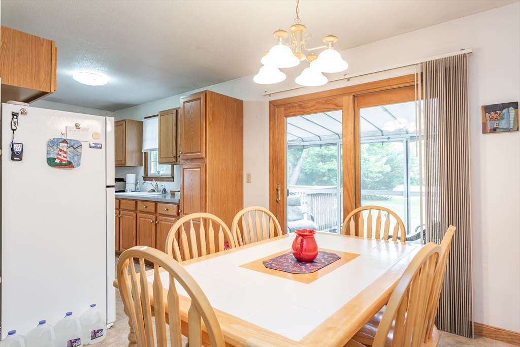 22 Bayview Ave