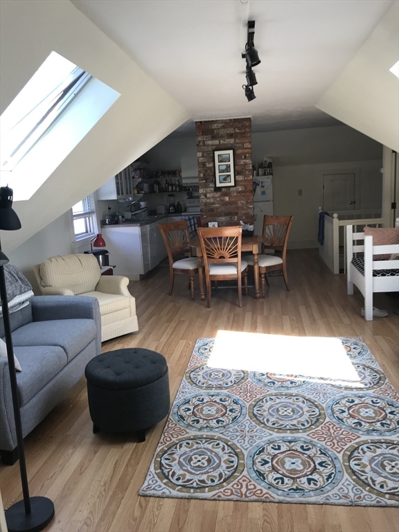 16 Bentley Street 3