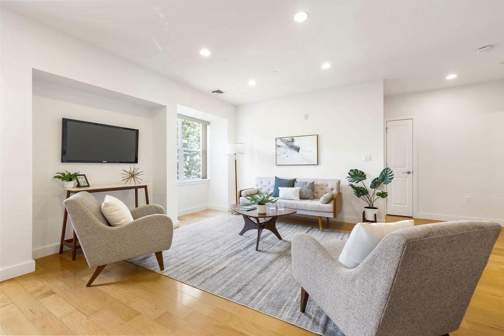 65 Beacon St #403, Somerville, MA, 65 Beacon St #403, Somerville, MA Photo #2