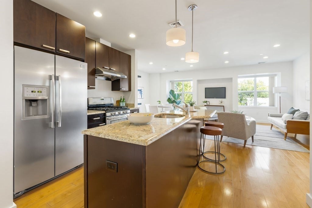 65 Beacon St #403, Somerville, MA, 65 Beacon St #403, Somerville, MA Photo #6