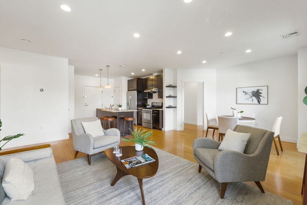 65 Beacon St #403, Somerville, MA, 65 Beacon St #403, Somerville, MA Photo #3