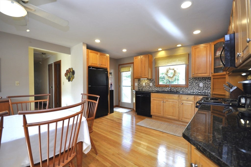 32 Brenda Ave, East Bridgewater, MA, 32 Brenda Ave, East Bridgewater, MA Photo #10
