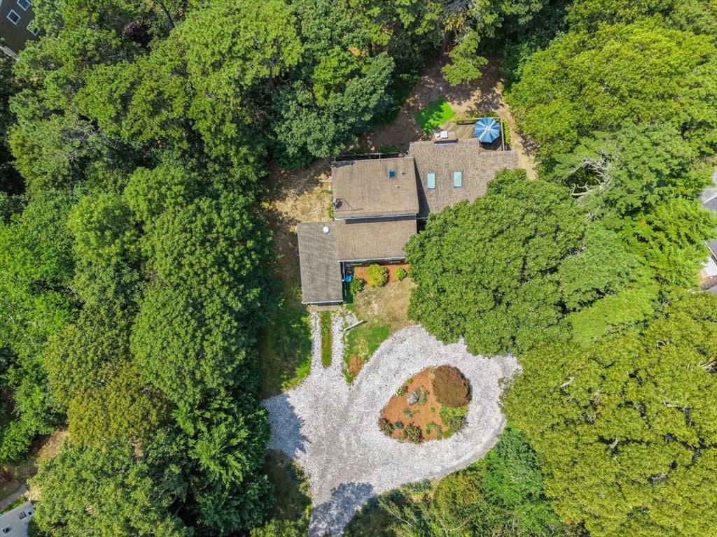 Photo of 10 S Pond Dr, Brewster, MA