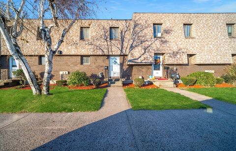 172 Beekman Dr 172 Agawam MA 01001