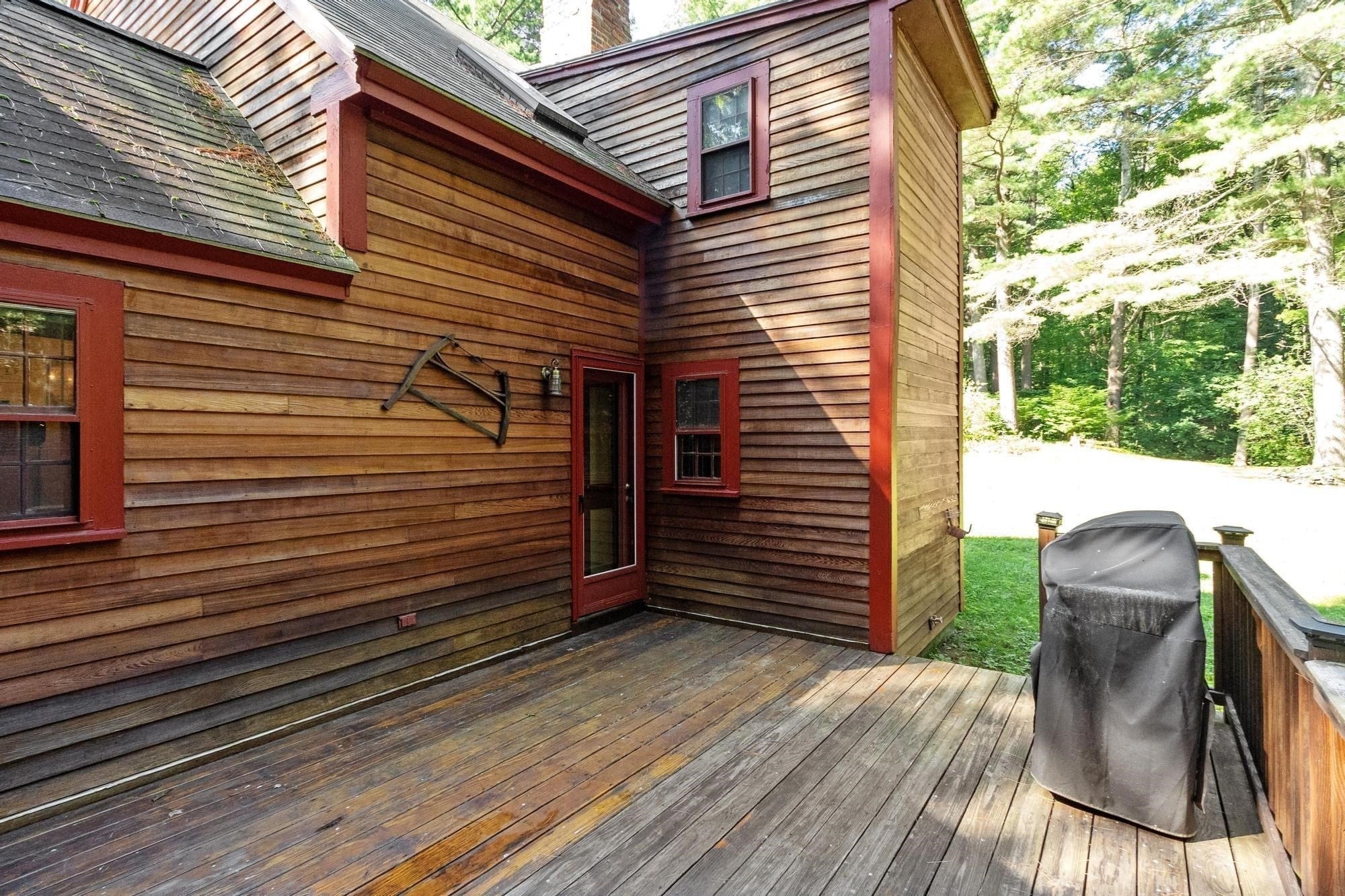 38 Laurelwood Rd, Sterling, MA Photo #9