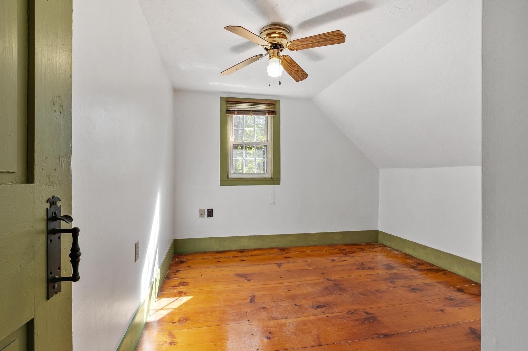 38 Laurelwood Rd, Sterling, MA Photo #37