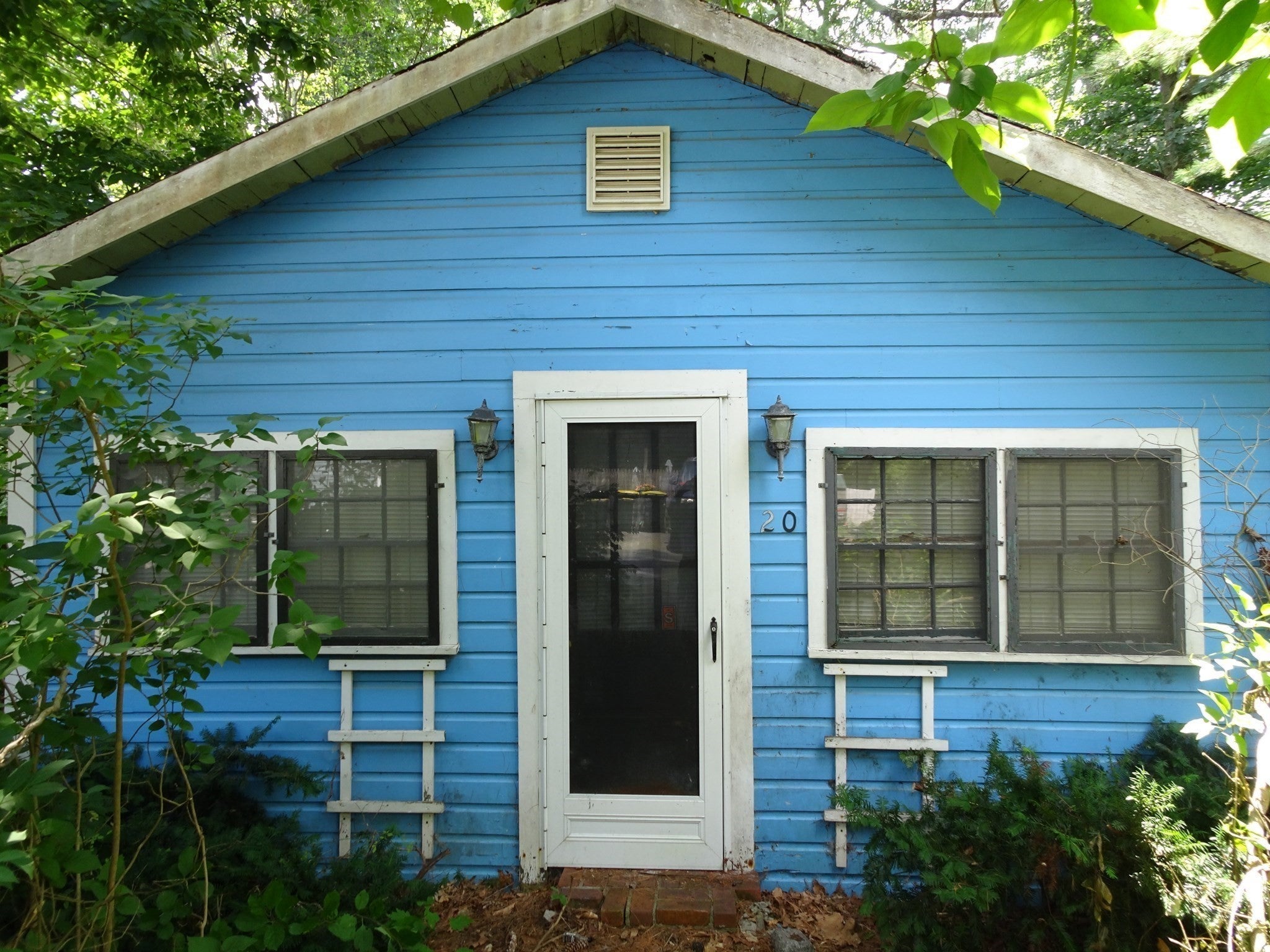 20 Thirteenth Ave