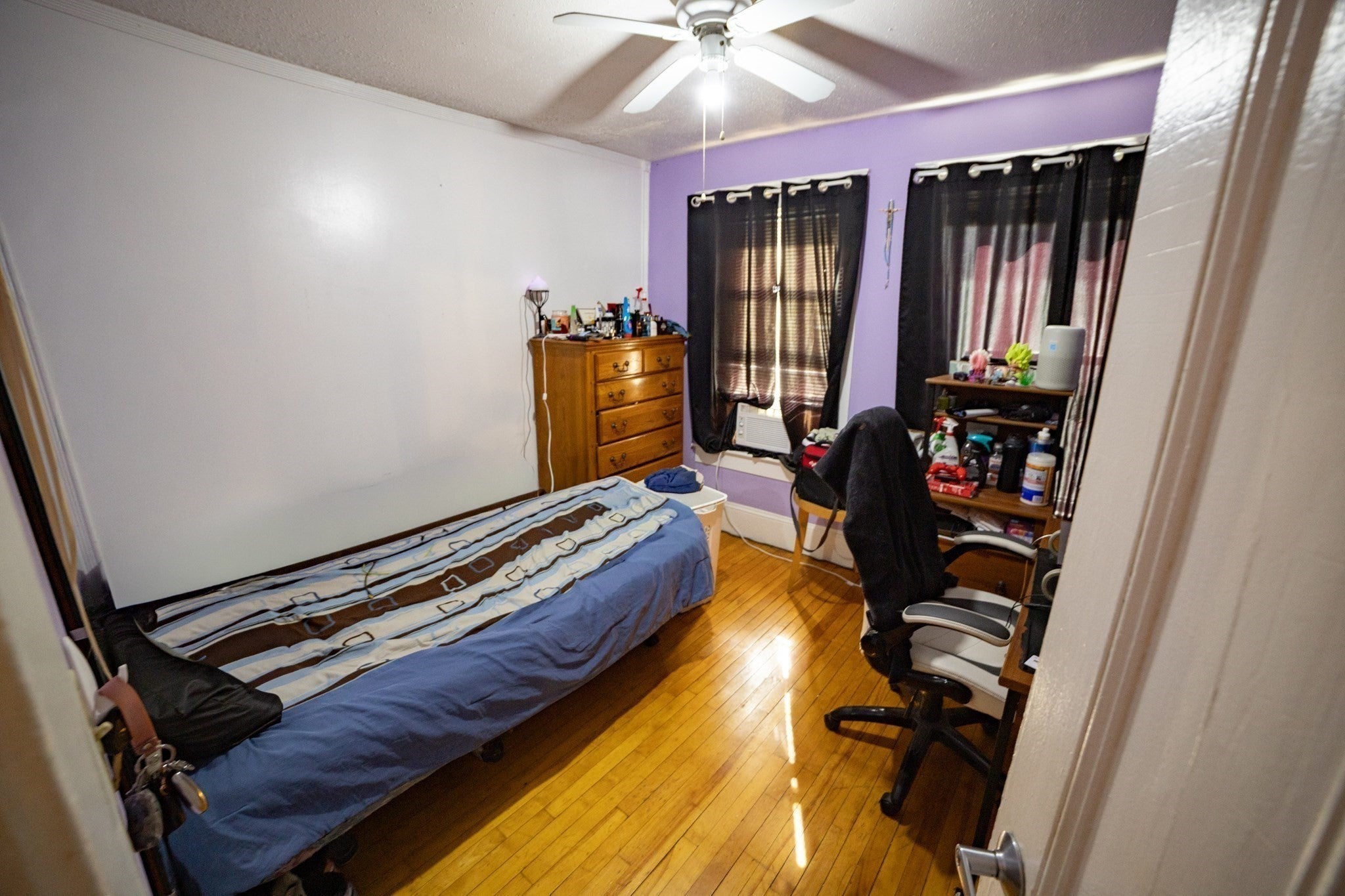 17 Myrtle St, Lowell, MA Photo #24