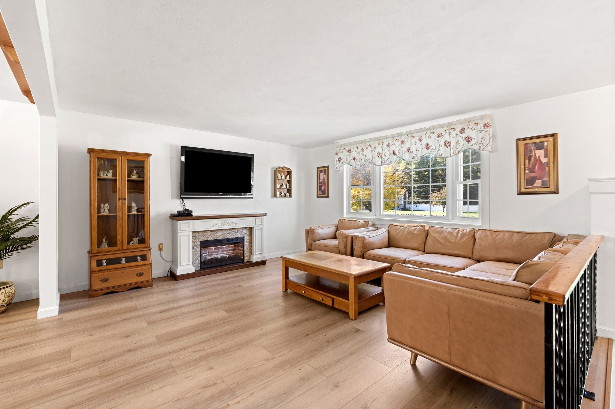 281 Beech St, Tewksbury, MA Photo #11