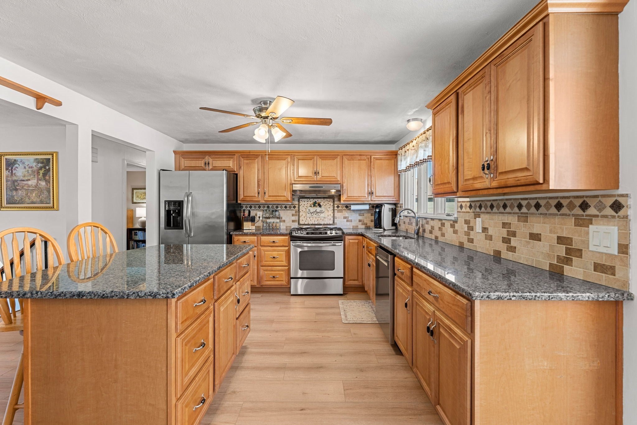 281 Beech St, Tewksbury, MA Photo #9