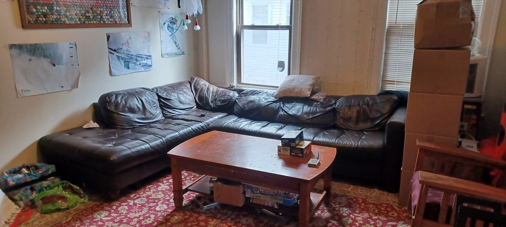 64 Fruit St, Worcester, MA Photo #18