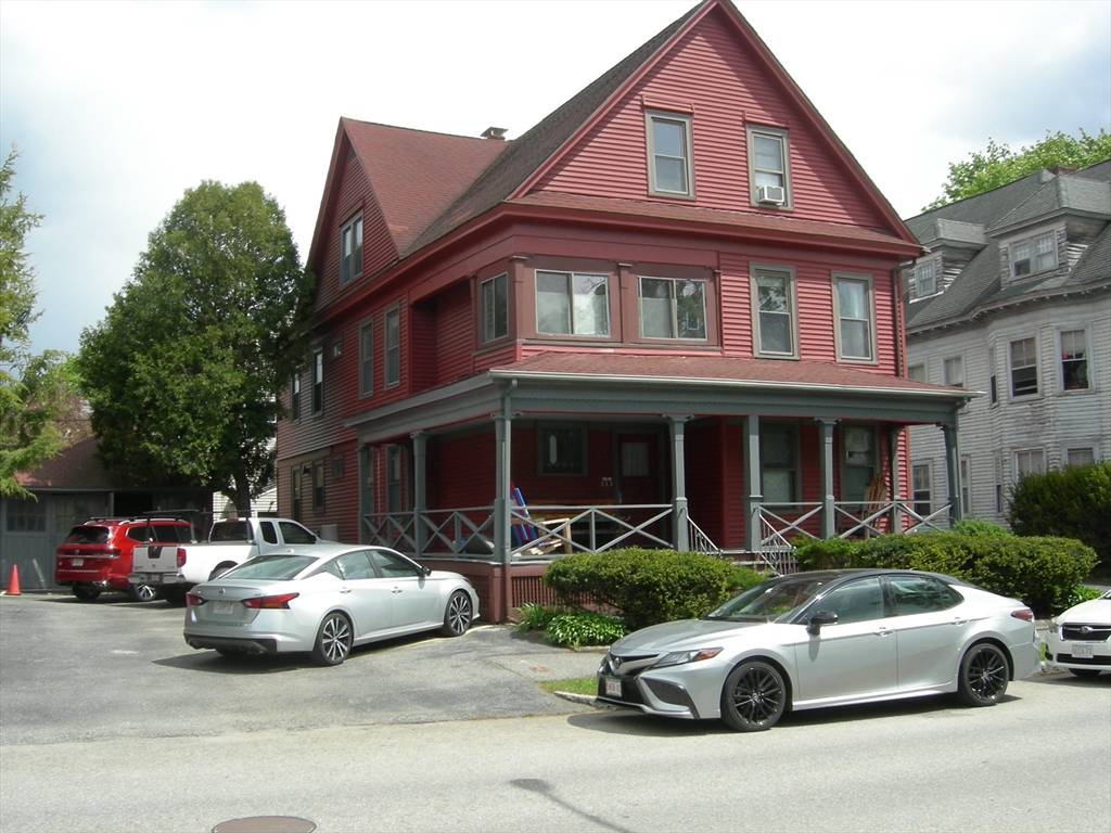 Photo of 64 Fruit St, Worcester, MA