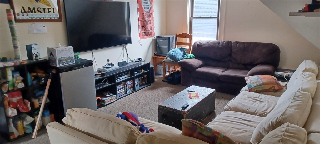 64 Fruit St, Worcester, MA Photo #12